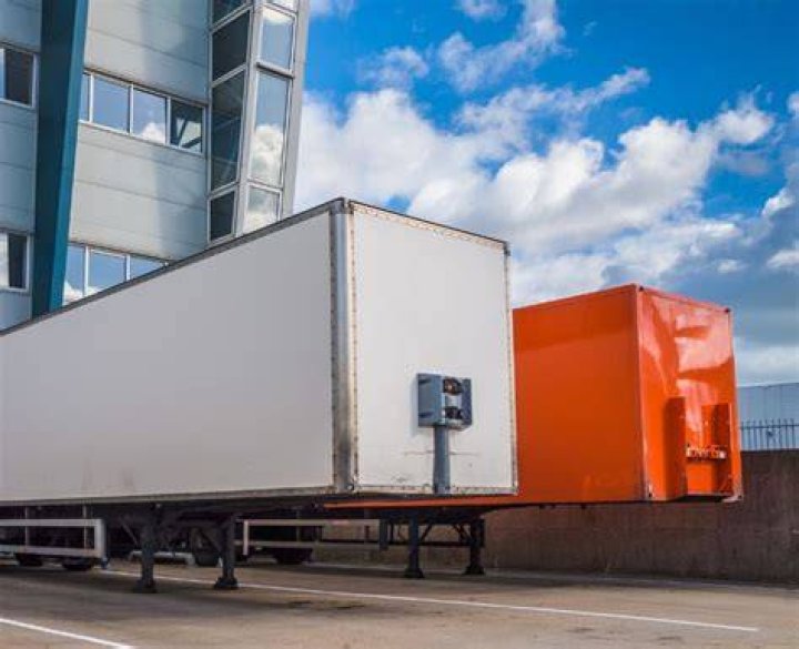 What does LTL mean in logistics